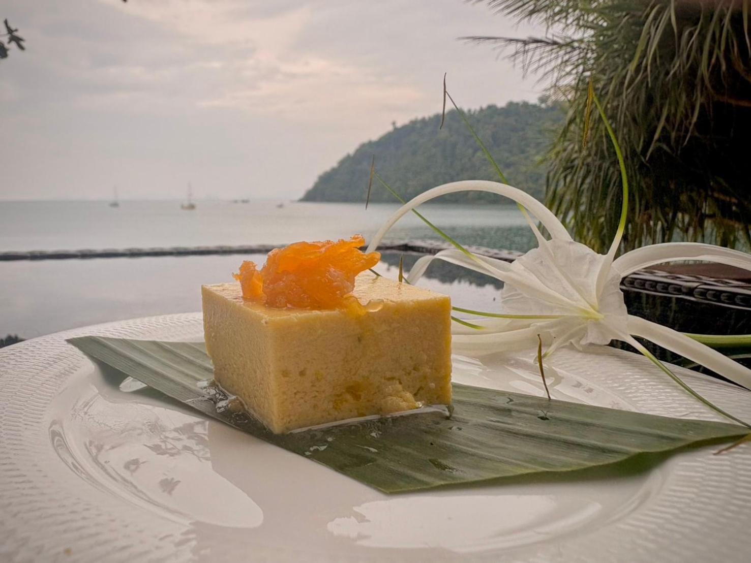 Sunny Cove Beach Resort Koh Phayam Ranong Esterno foto