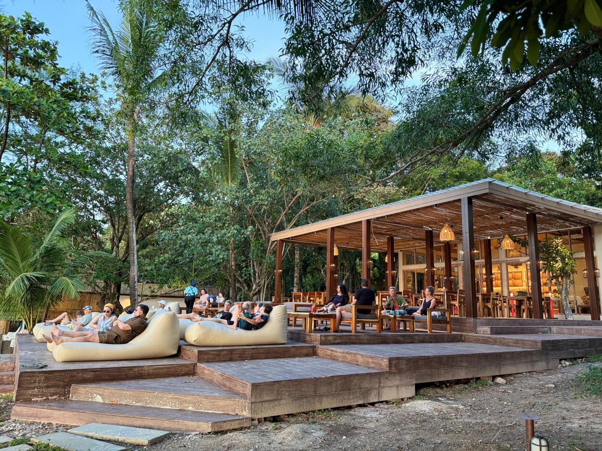 Sunny Cove Beach Resort Koh Phayam Ranong Esterno foto